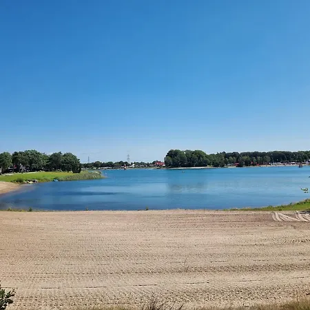 Am Bernsteinsee * Wiefelstede